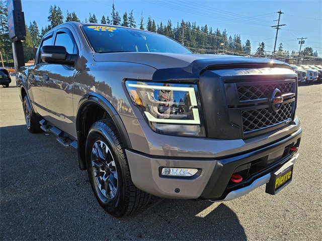 Used 2022 Nissan Titan PRO-4X w/ Pro-4x Convenience Package image 7