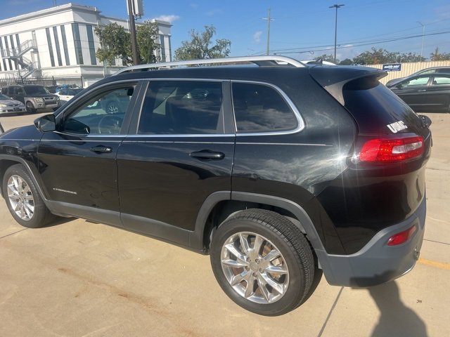 Used 2015 Jeep Cherokee Limited image 9