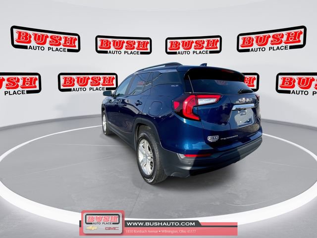 Used 2023 GMC Terrain SLE w/ Driver Convenience Package image 8