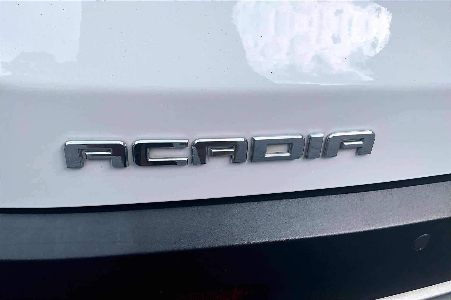Used 2019 GMC Acadia SLT FWD image 10