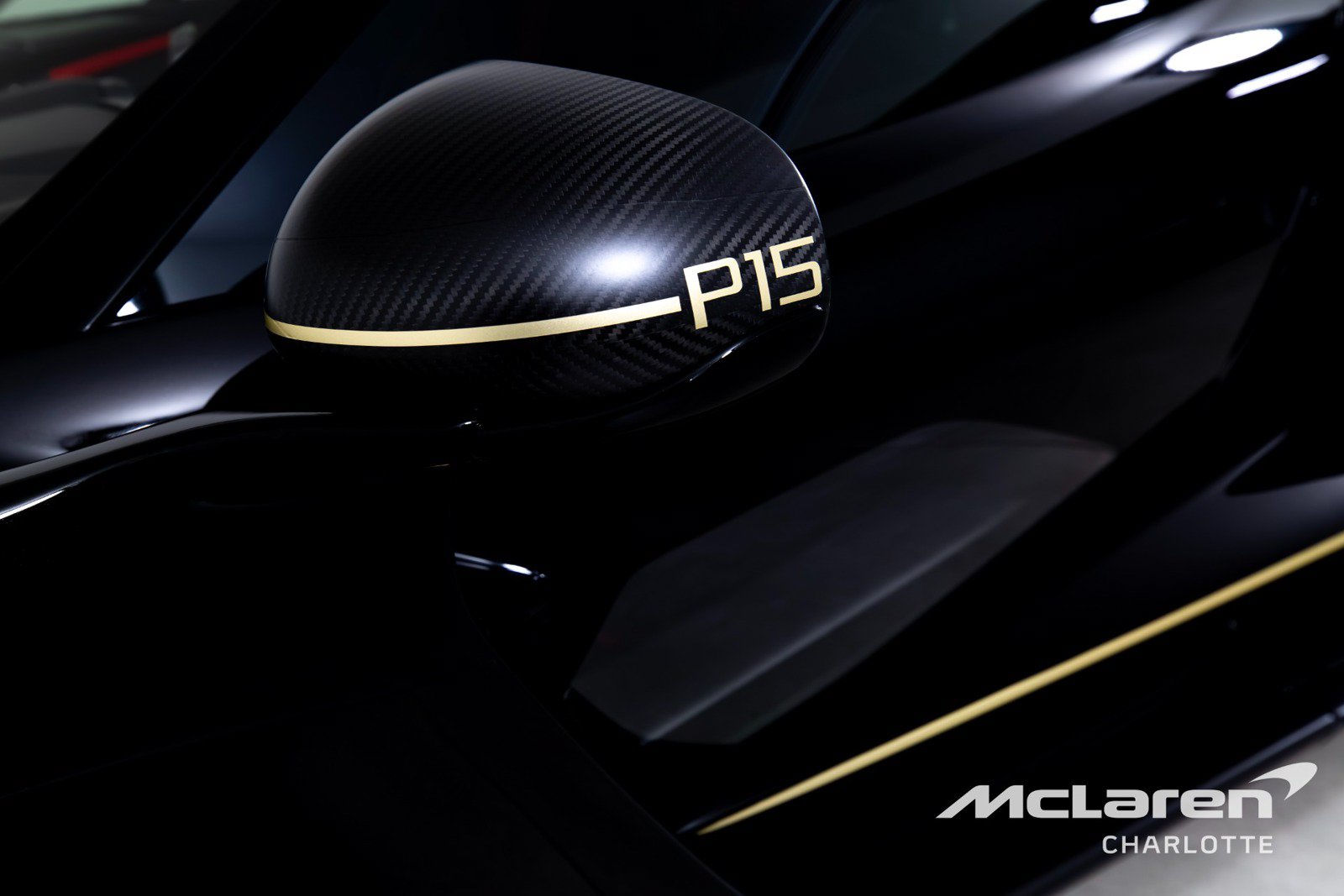 Used 2019 McLaren Senna RWD image 36