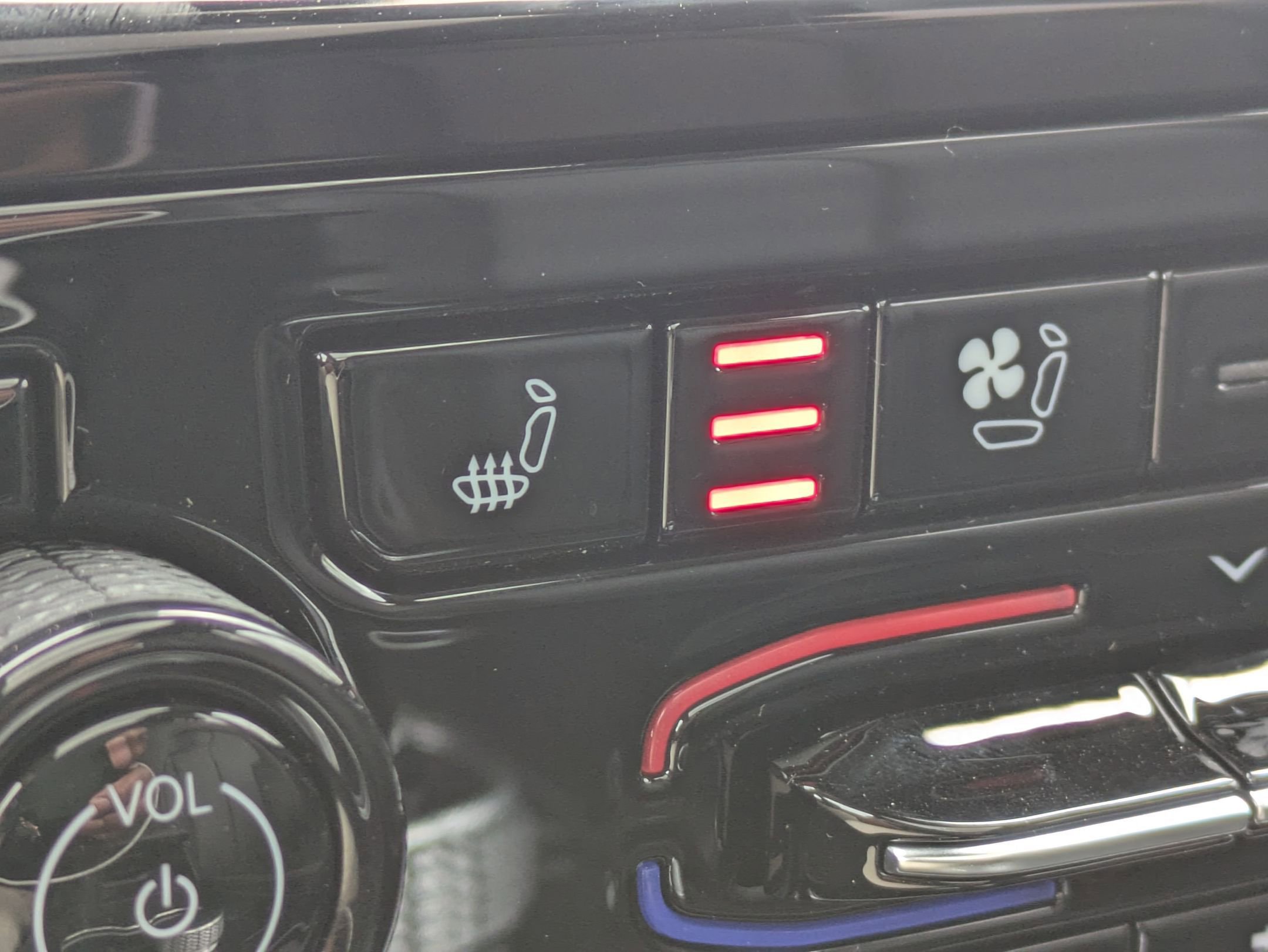 New 2024 Jeep Grand Cherokee Limited 4xe w/ Luxury Tech Group II image 19