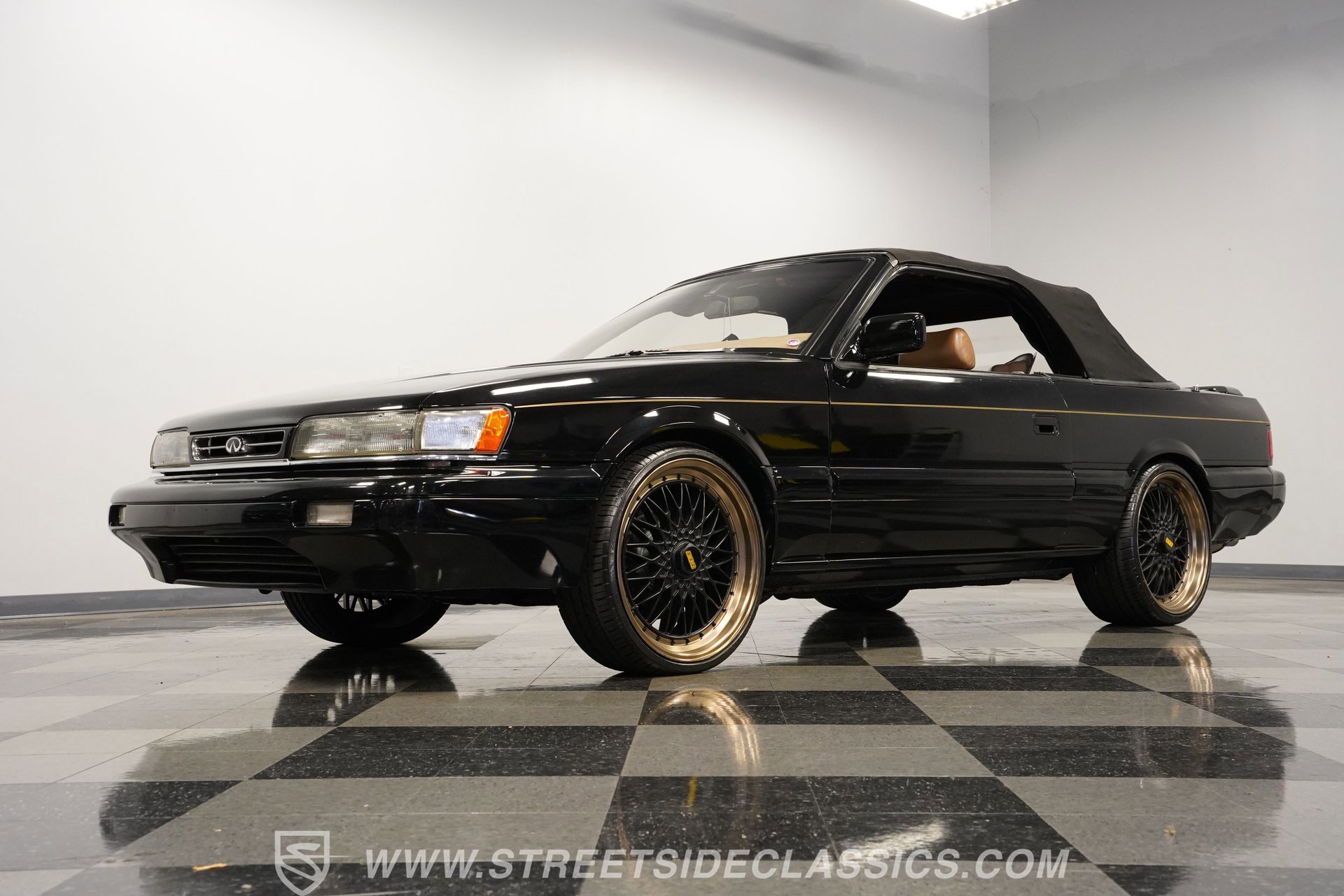 Used 1991 INFINITI M30 Convertible image 21