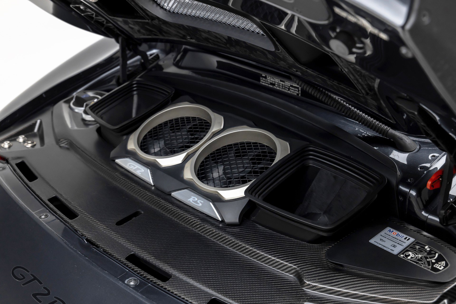 Used 2018 Porsche 911 GT2 RS image 67