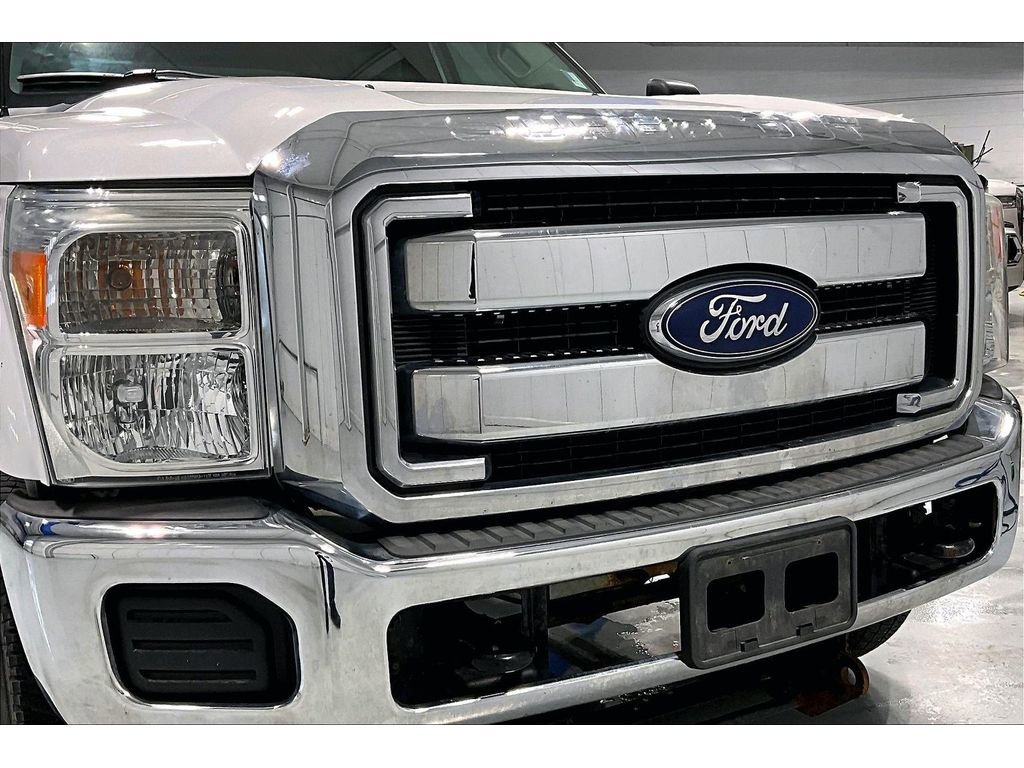 Used 2012 Ford F250 XLT w/ Snow Plow Prep Pkg AWD/4WD image 28