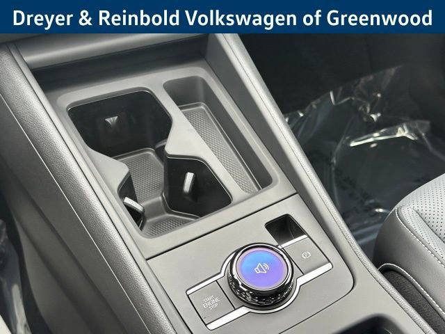 New 2026 Volkswagen Tiguan SE image 18