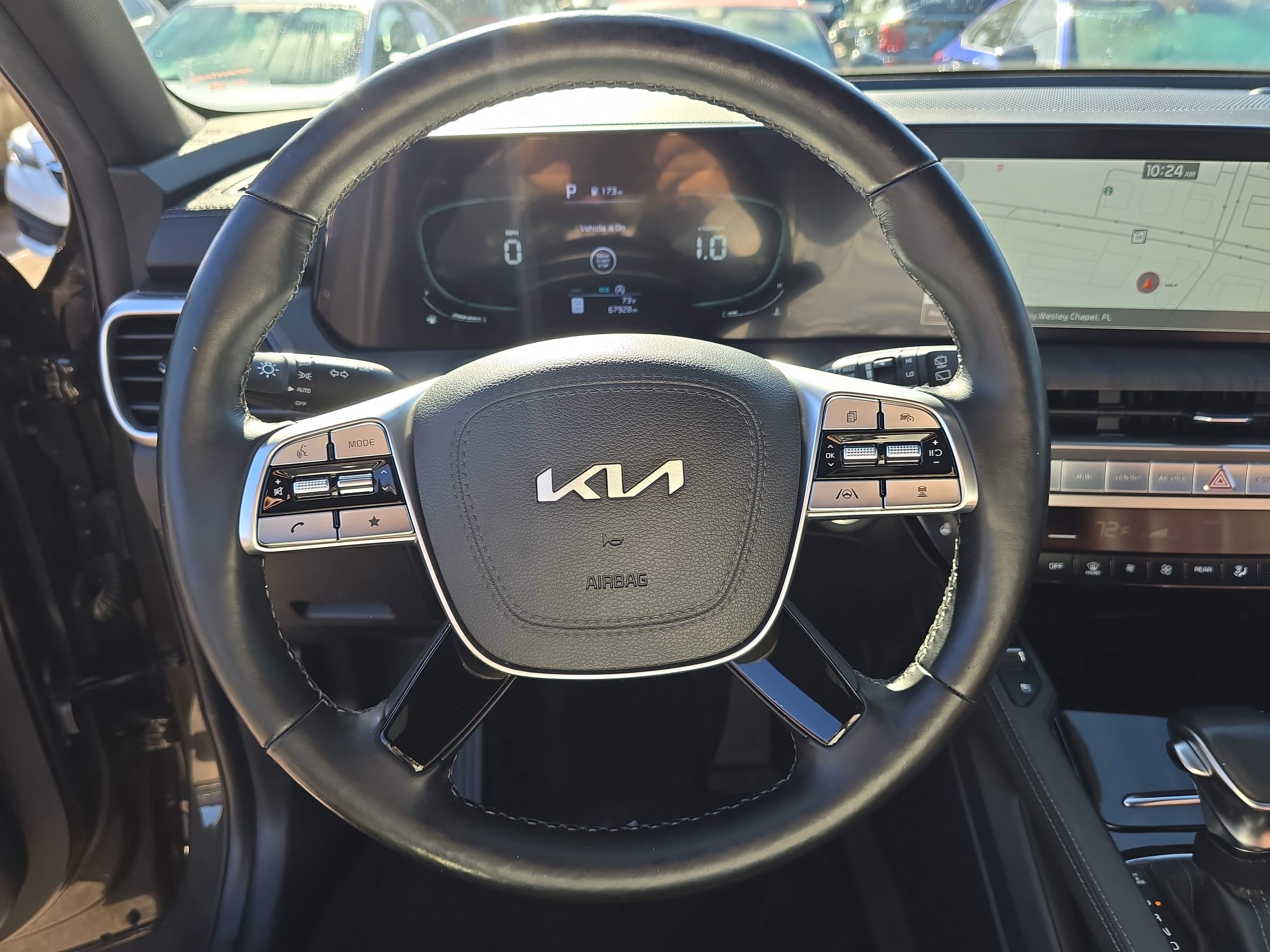 Certified 2023 Kia Telluride EX w/ EX Captain's Chair Package image 33