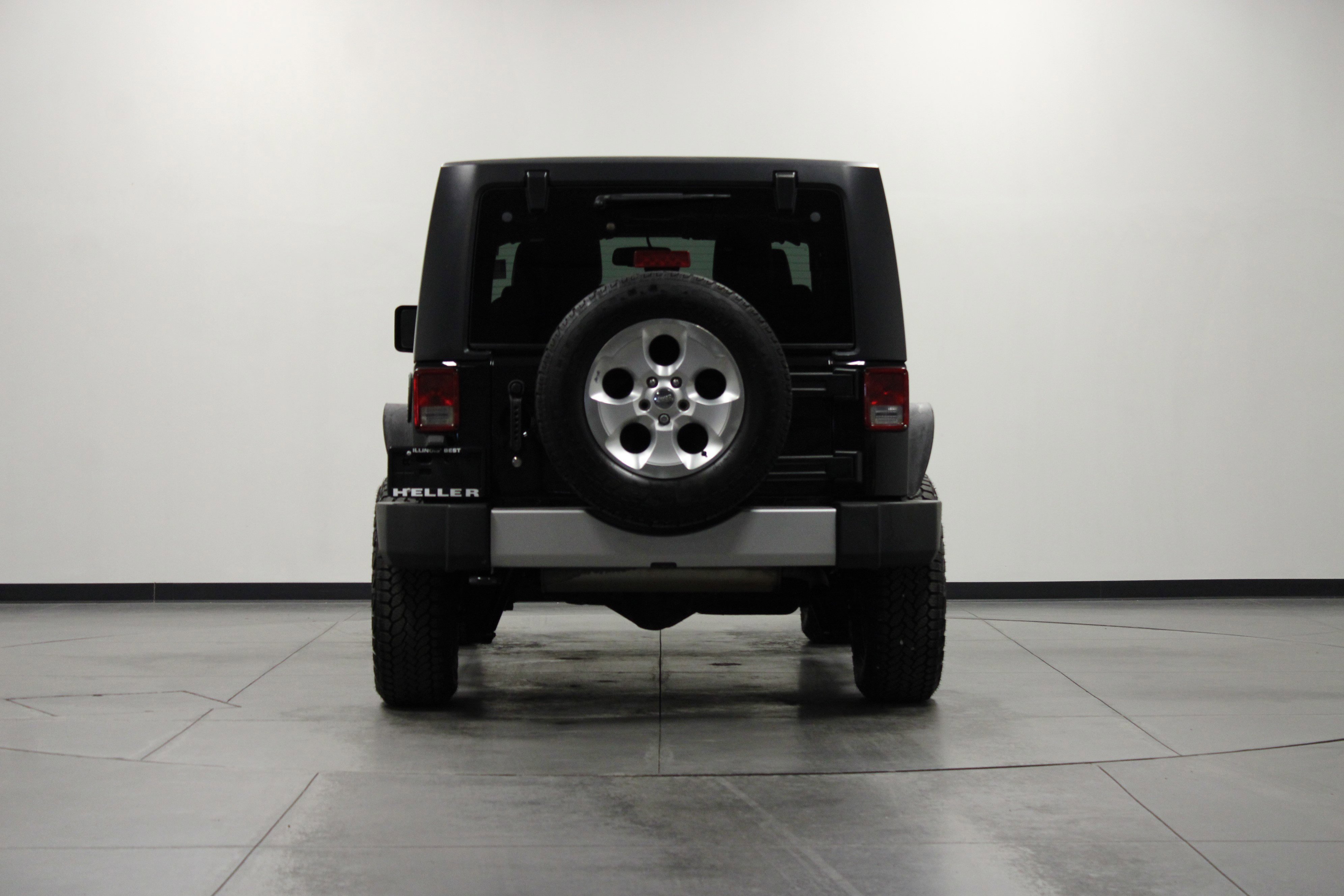 Used 2013 Jeep Wrangler Sahara w/ Connectivity Group image 5