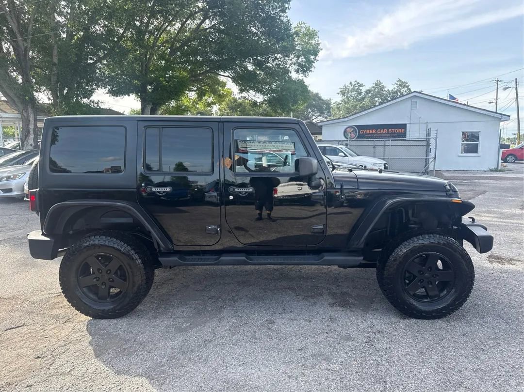Used 2014 Jeep Wrangler Unlimited Sport w/ Quick Order Package 24S AWD/4WD image 4