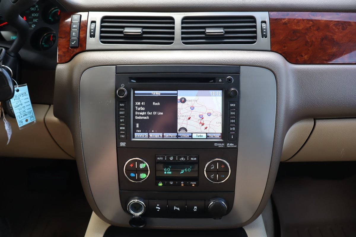 Used 2013 GMC Yukon SLT w/ SLT-2 Equipment Package AWD/4WD image 35