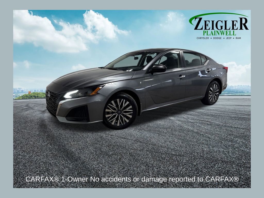 Used 2024 Nissan Altima 2.5 SV