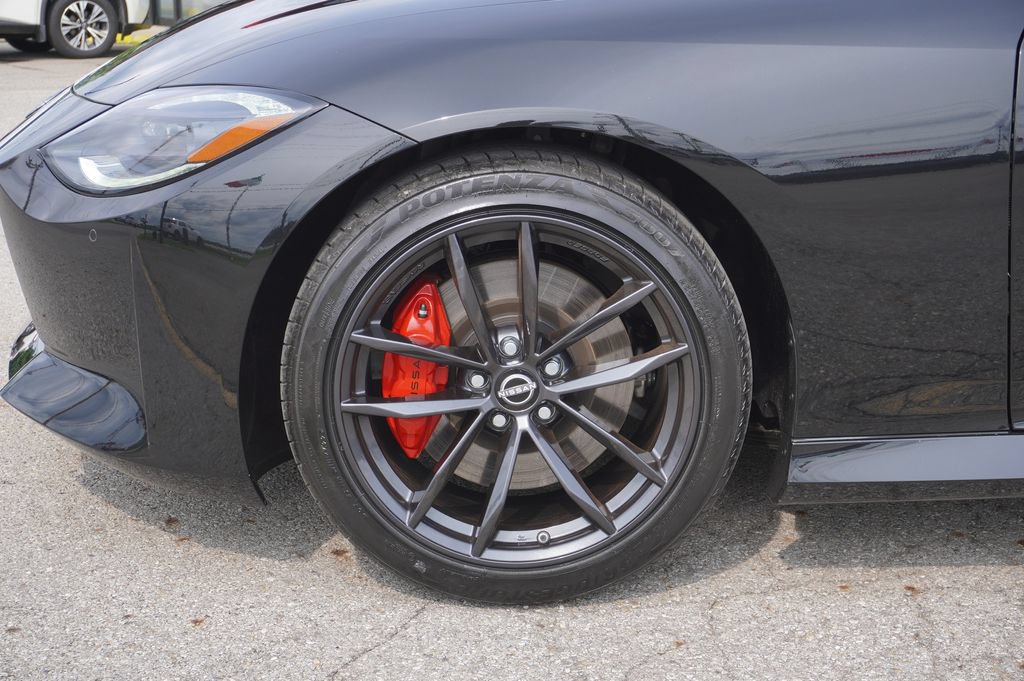Used 2023 Nissan Z w/ Floor Mat Package (L93) RWD image 21