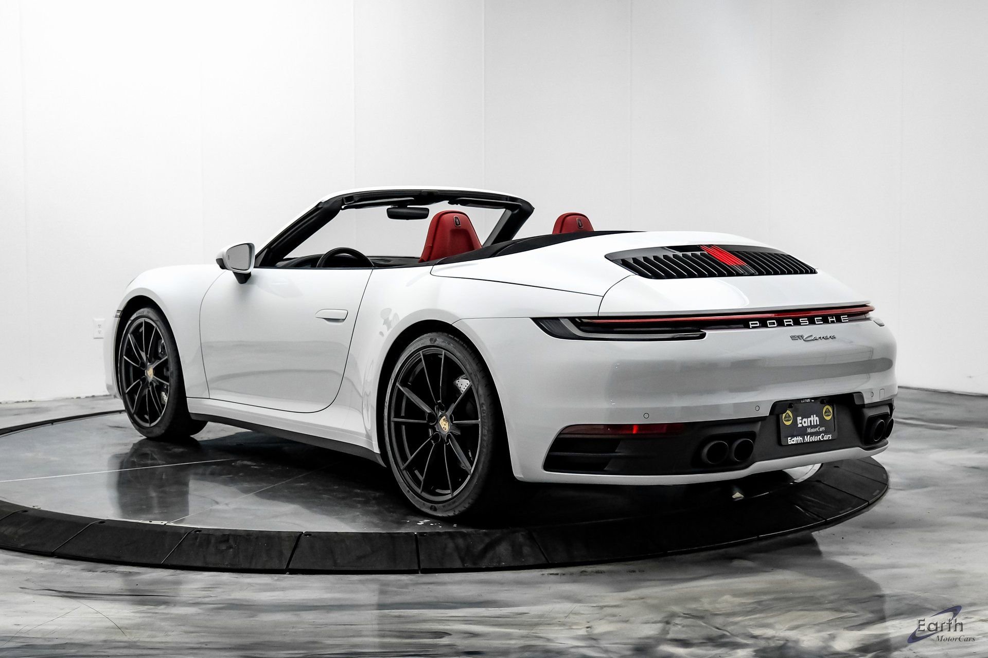 Used 2021 Porsche 911 Carrera 4 image 10