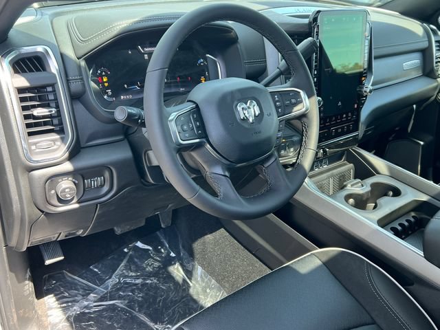 New 2026 RAM 2500 Laramie AWD/4WD image 22
