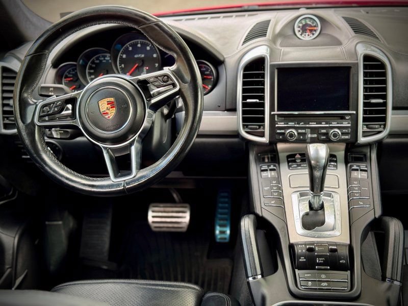 Used 2016 Porsche Cayenne GTS AWD/4WD image 16