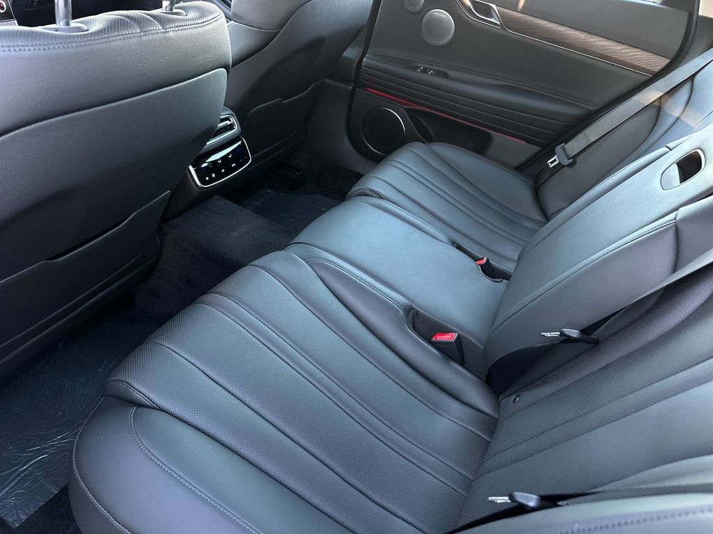 New 2026 Genesis G80 2.5T Advanced image 12