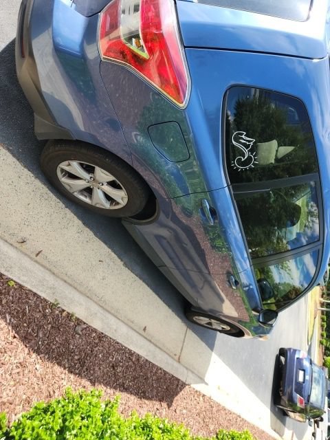 Used 2015 Subaru Forester 2.5i Premium w/ All-Weather Package AWD/4WD image 9