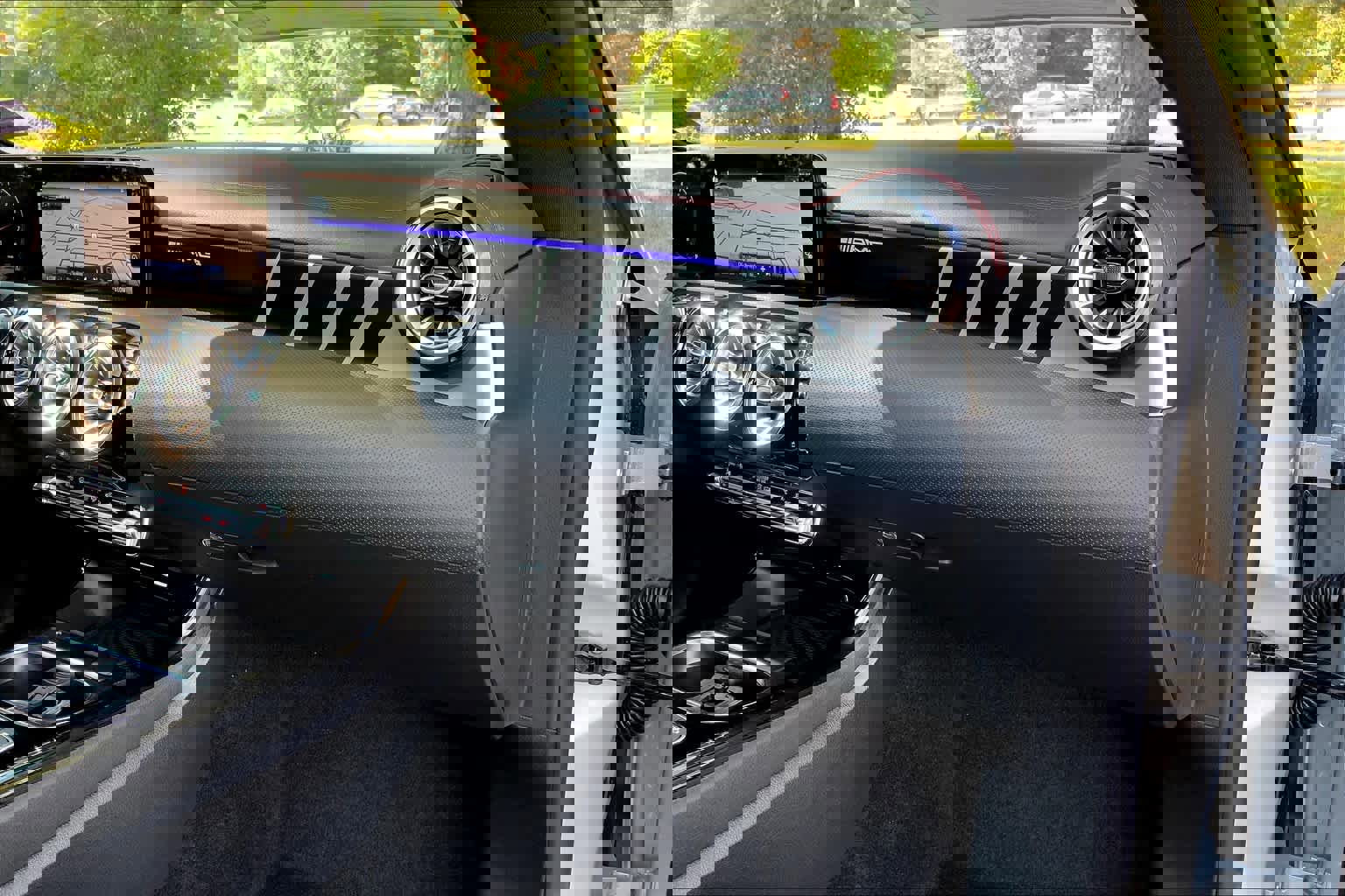 Used 2025 Mercedes-Benz CLA 35 AMG AMG CLA 35 image 10