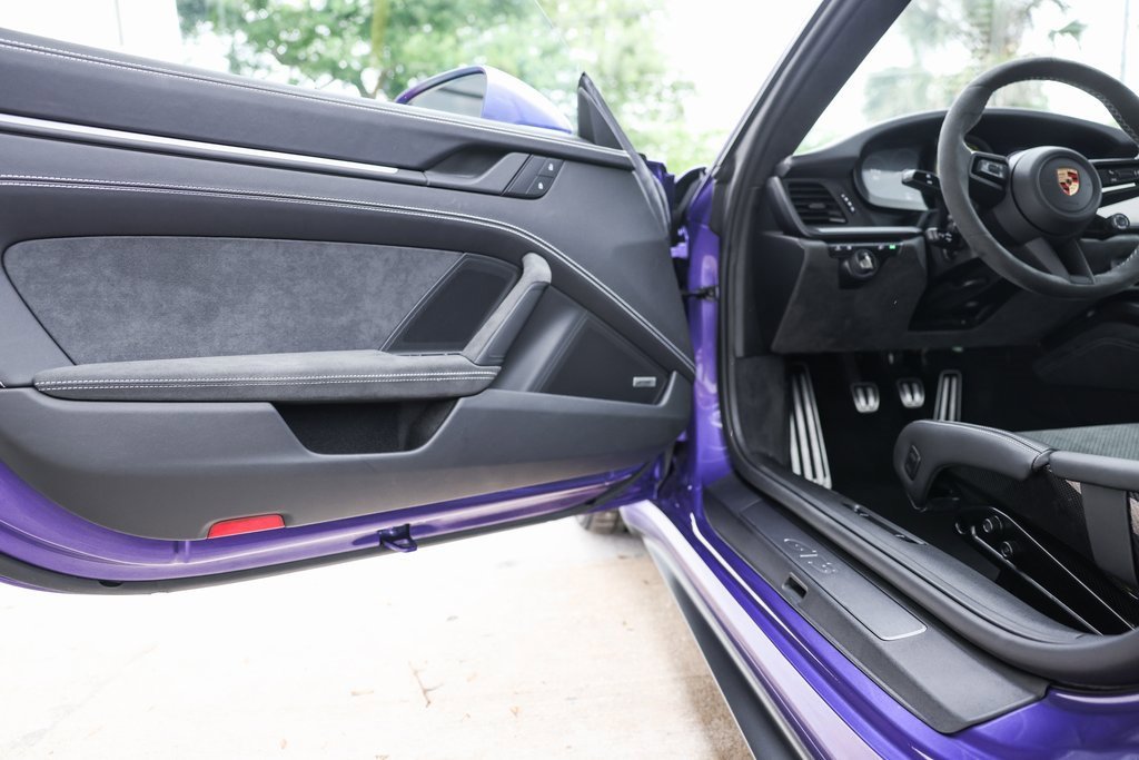 Used 2024 Porsche 911 GT3 image 30