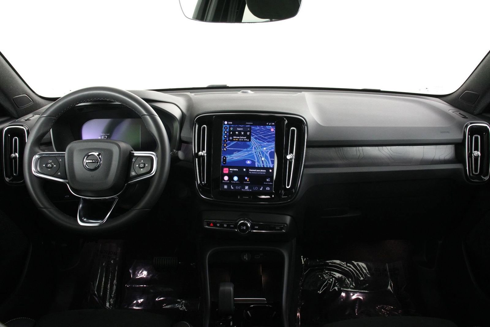 Used 2023 Volvo C40 P8 Recharge Plus AWD/4WD image 7