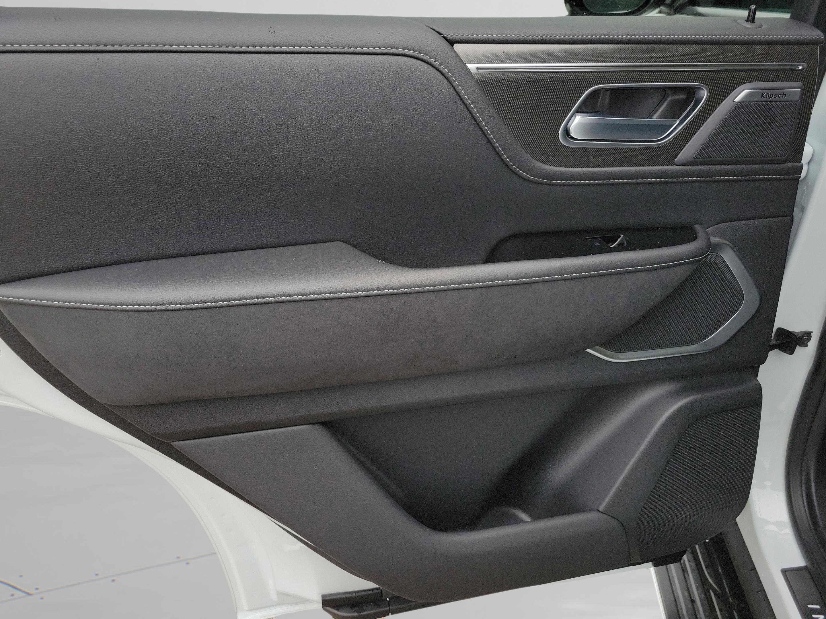 New 2026 INFINITI QX80 Luxe w/ Cargo Package image 27