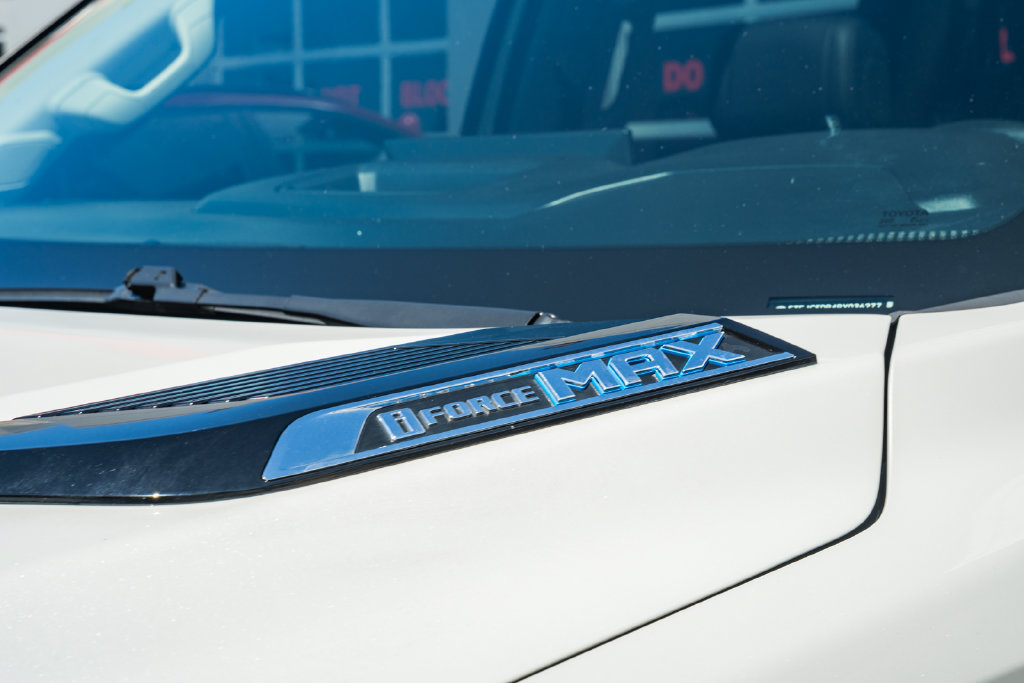 Used 2023 Toyota Tundra Limited AWD/4WD image 16