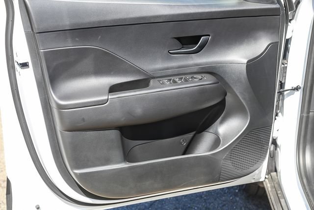 New 2026 Hyundai Kona SE FWD image 23