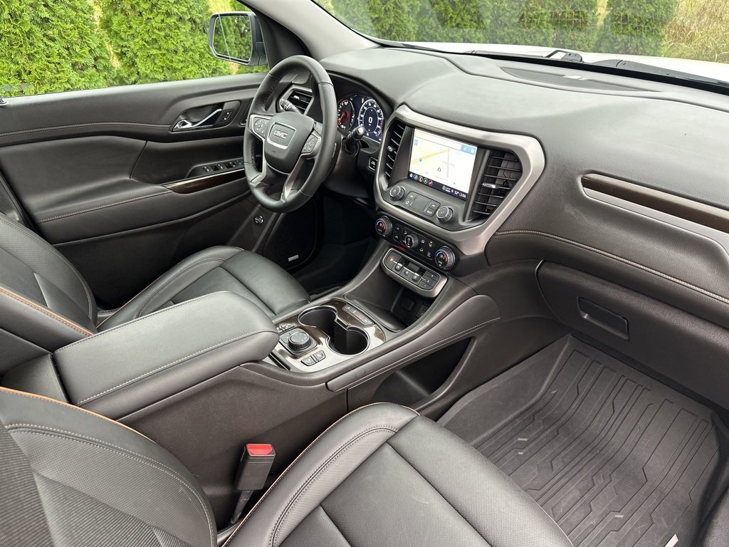 Used 2023 GMC Acadia AT4 w/ Technology Package image 35