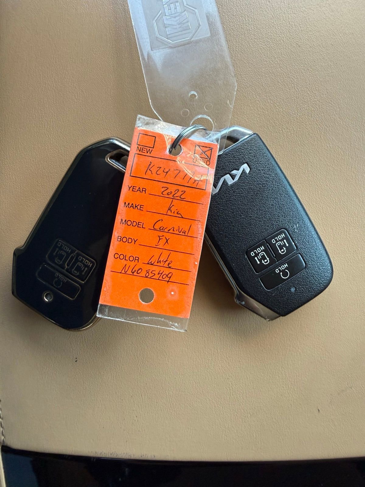 Used 2022 Kia Carnival EX FWD image 15