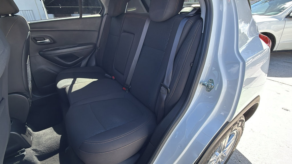 Used 2020 Chevrolet Trax LS w/ Tint and Cruise Package FWD image 25