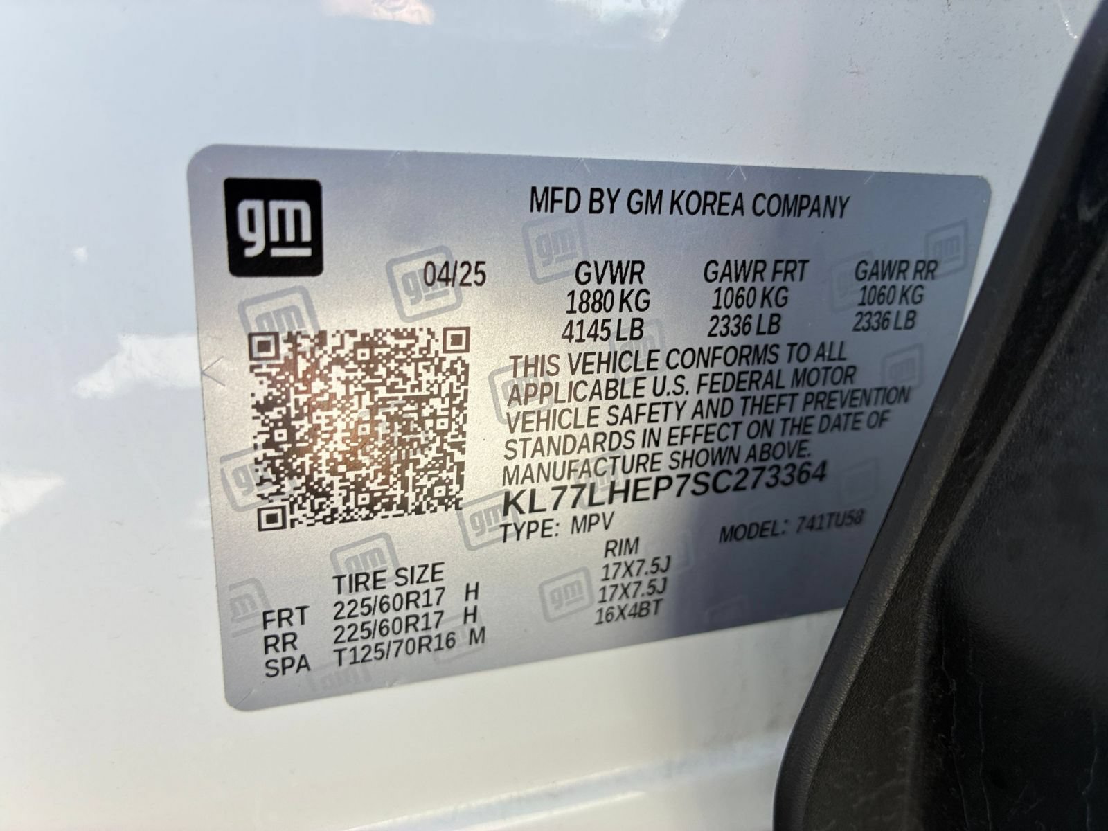 Used 2025 Chevrolet Trax LT w/ LT Convenience Package FWD image 23