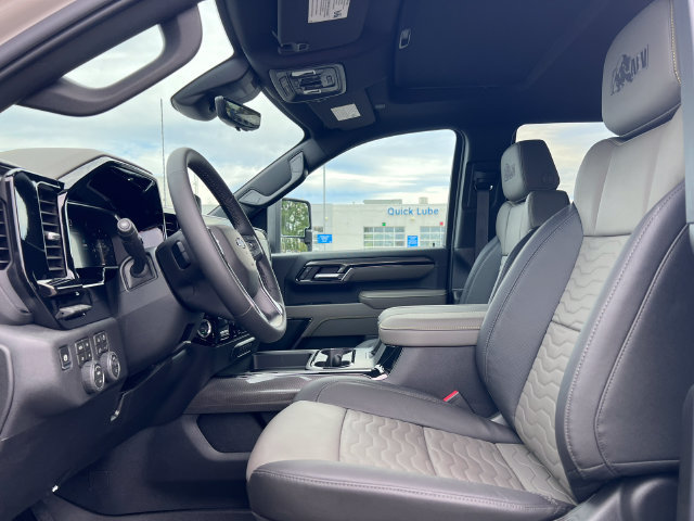 New 2026 Chevrolet Silverado 2500 ZR2 w/ ZR2 Bison Edition AWD/4WD image 4