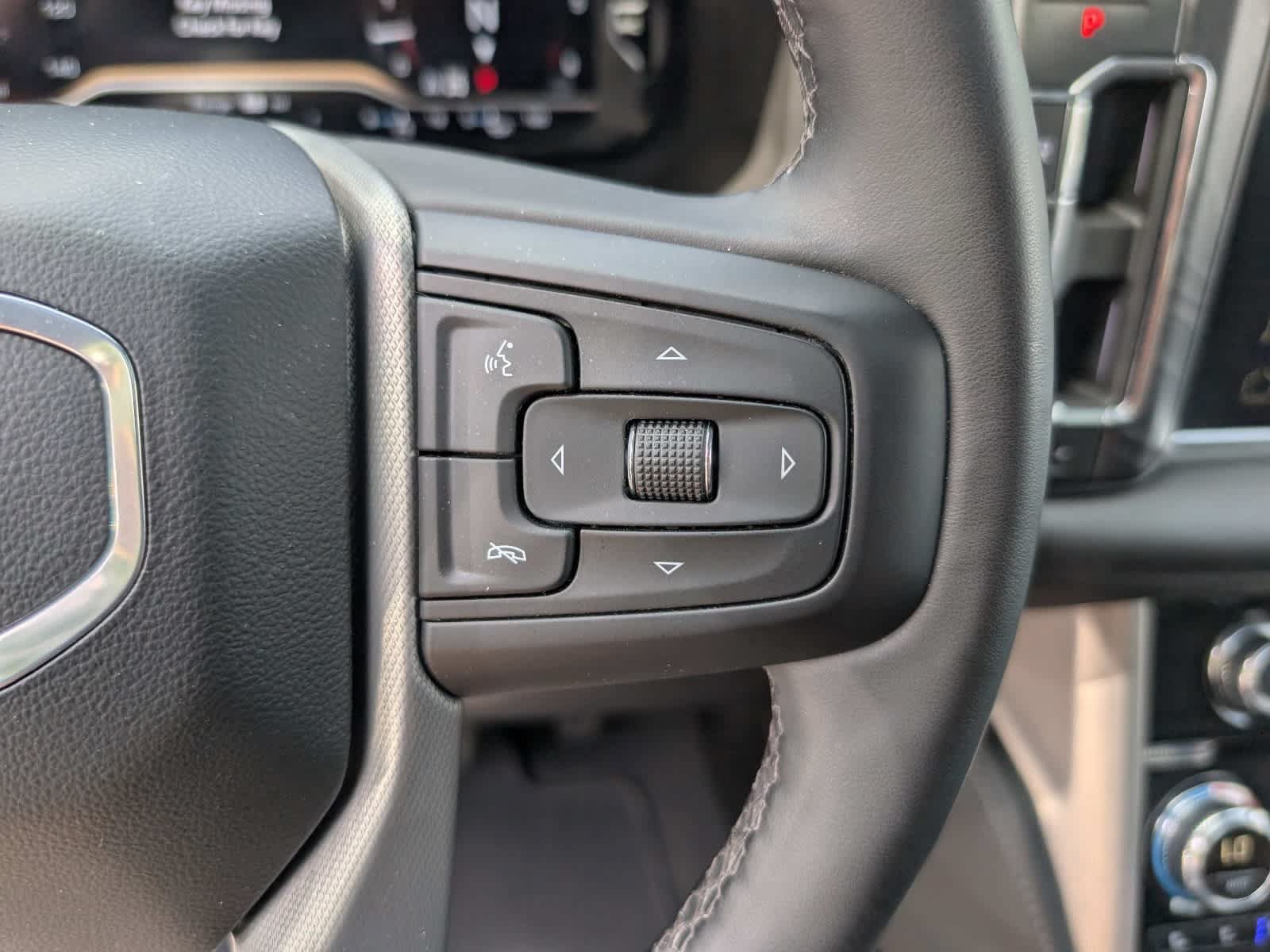 Certified 2024 GMC Yukon XL Denali AWD/4WD image 26