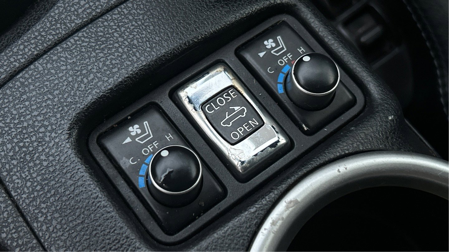 Used 2012 Nissan 370Z Touring w/ Sport Pkg image 16