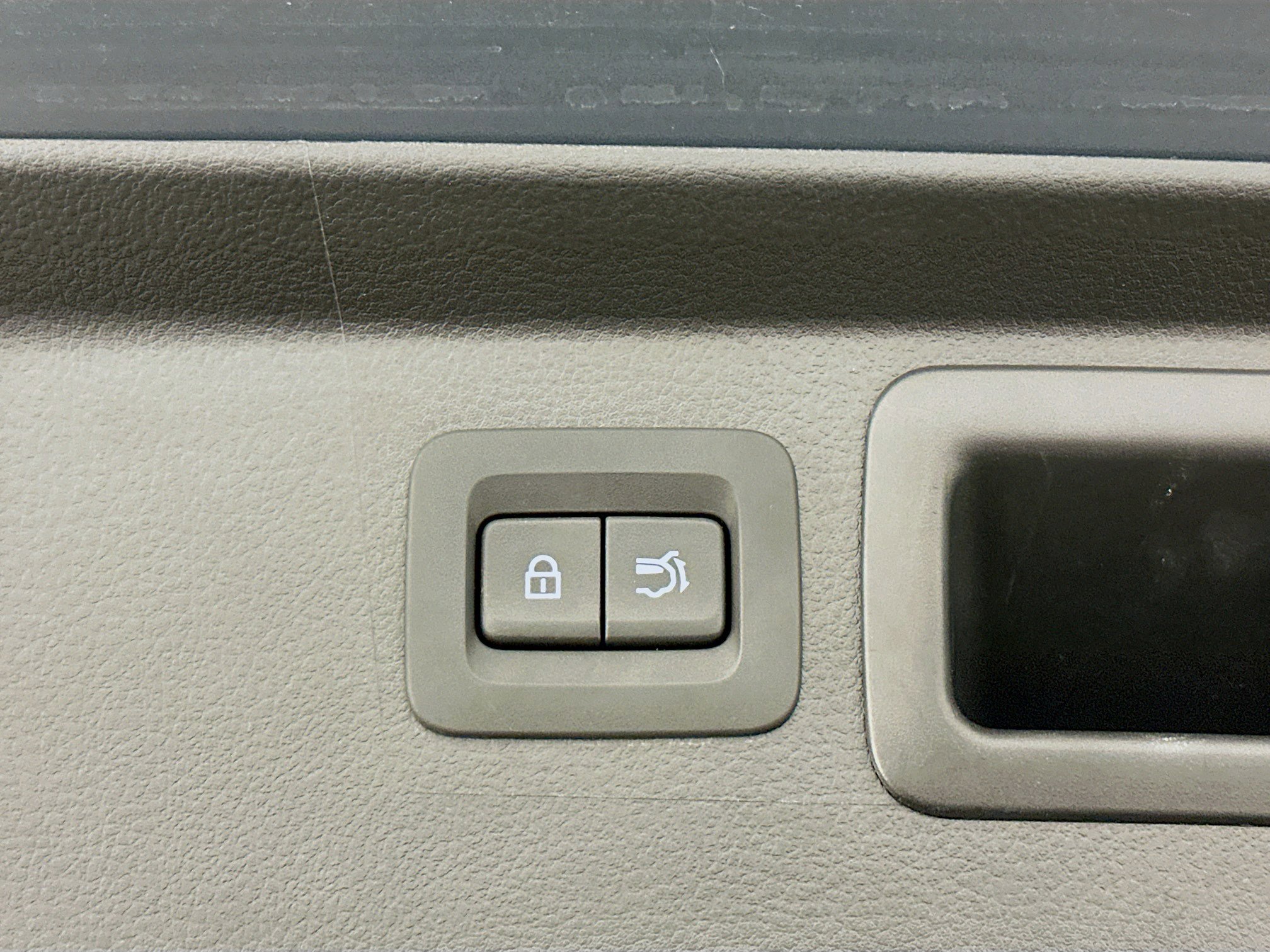 Used 2024 MAZDA CX-50 AWD 2.5 S w/ Premium Package image 32