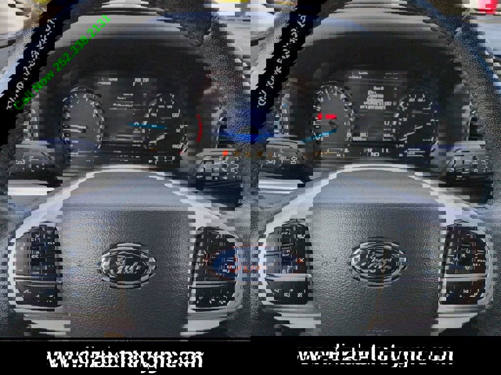 Used 2022 Ford Explorer XLT w/ Equipment Group 202A RWD image 26