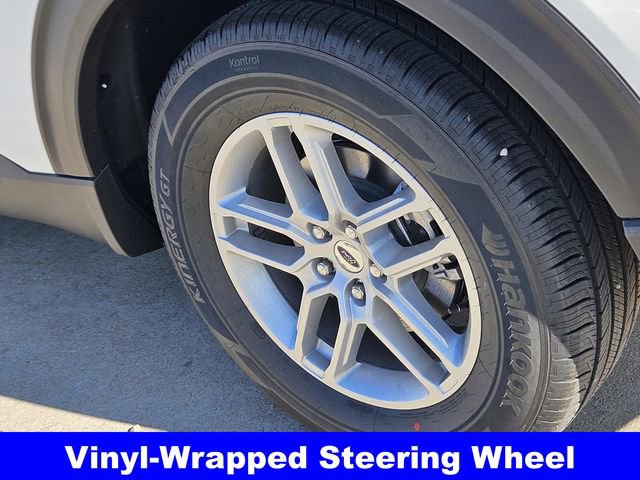 New 2026 Ford Explorer Active w/ Active Comfort Package image 9