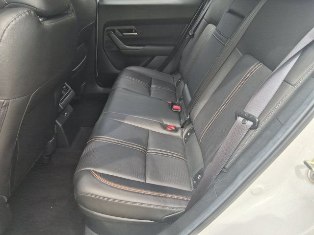 Used 2025 MAZDA CX-50 AWD 2.5 Hybrid w/ Premium Pkg image 27