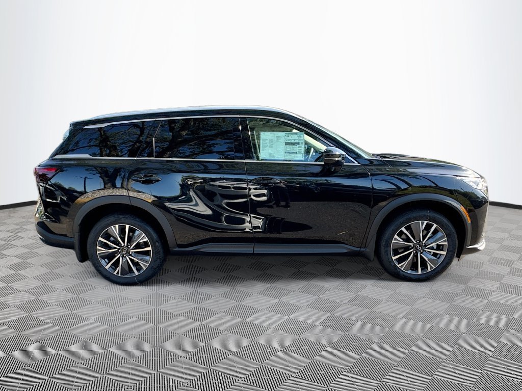 Used 2027 INFINITI QX60 Luxe w/ Cargo Package FWD image 5