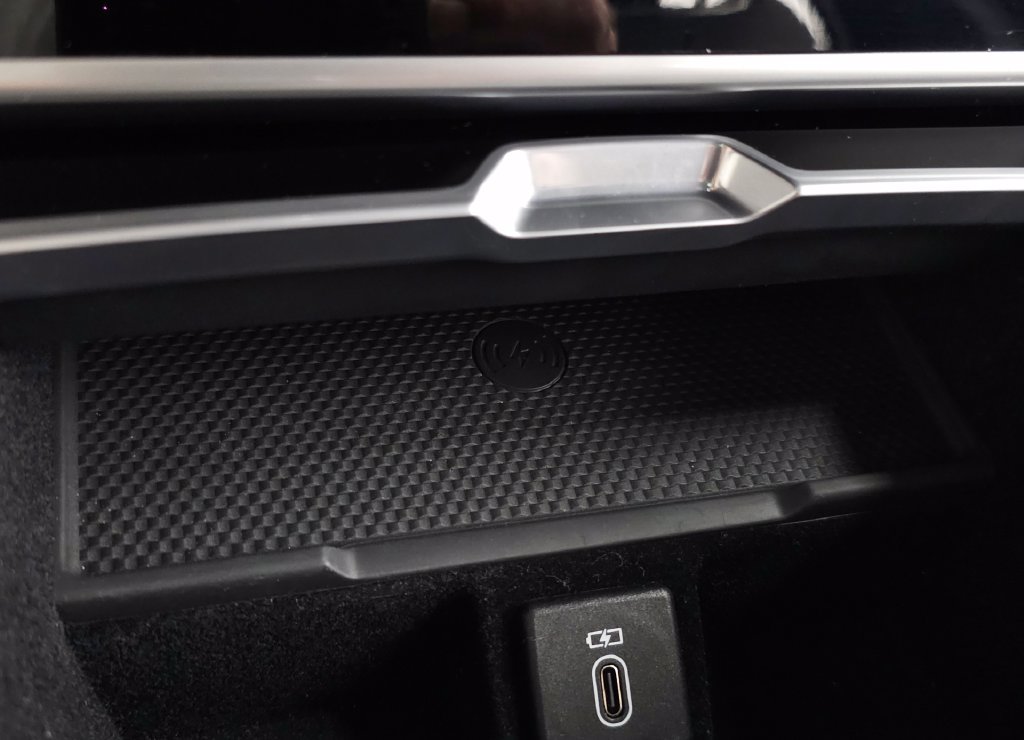 New 2026 Land Rover Range Rover SE AWD/4WD image 42