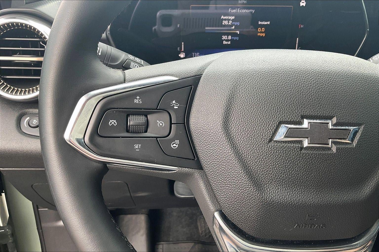 Used 2024 Chevrolet Trax ACTIV w/ Sunroof Package FWD image 19