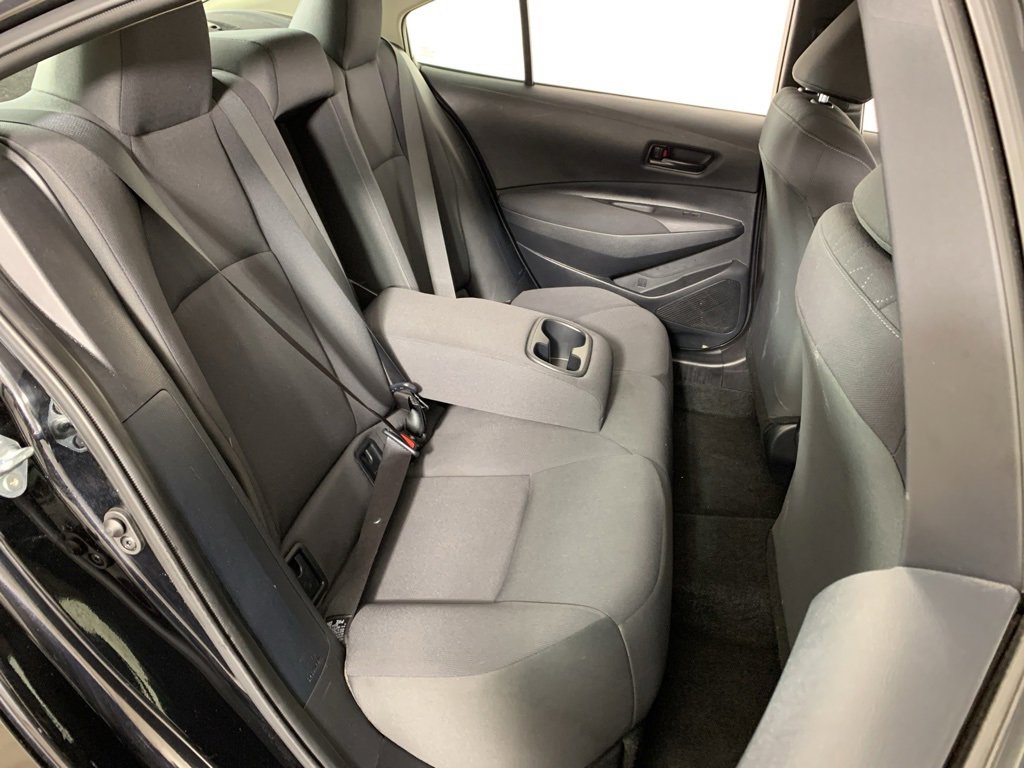 Used 2024 Toyota Corolla LE image 33