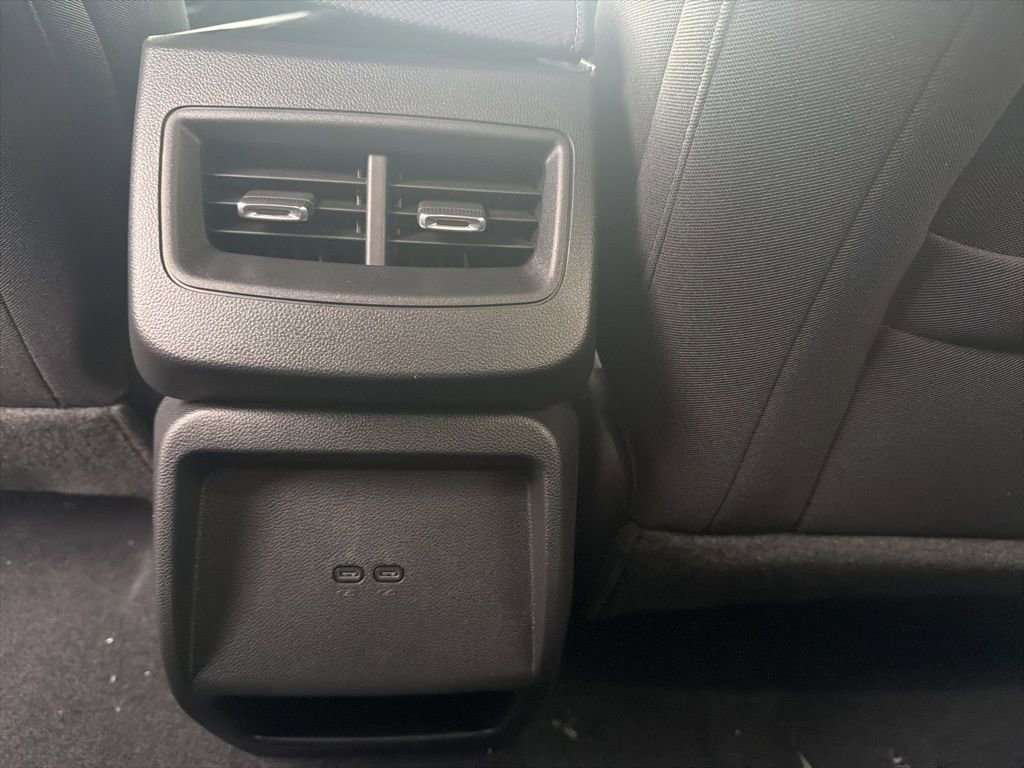 New 2026 Chevrolet Equinox EV LT image 24