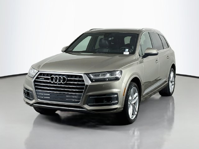 Used 2017 Audi Q7 3.0T Prestige AWD/4WD image 3