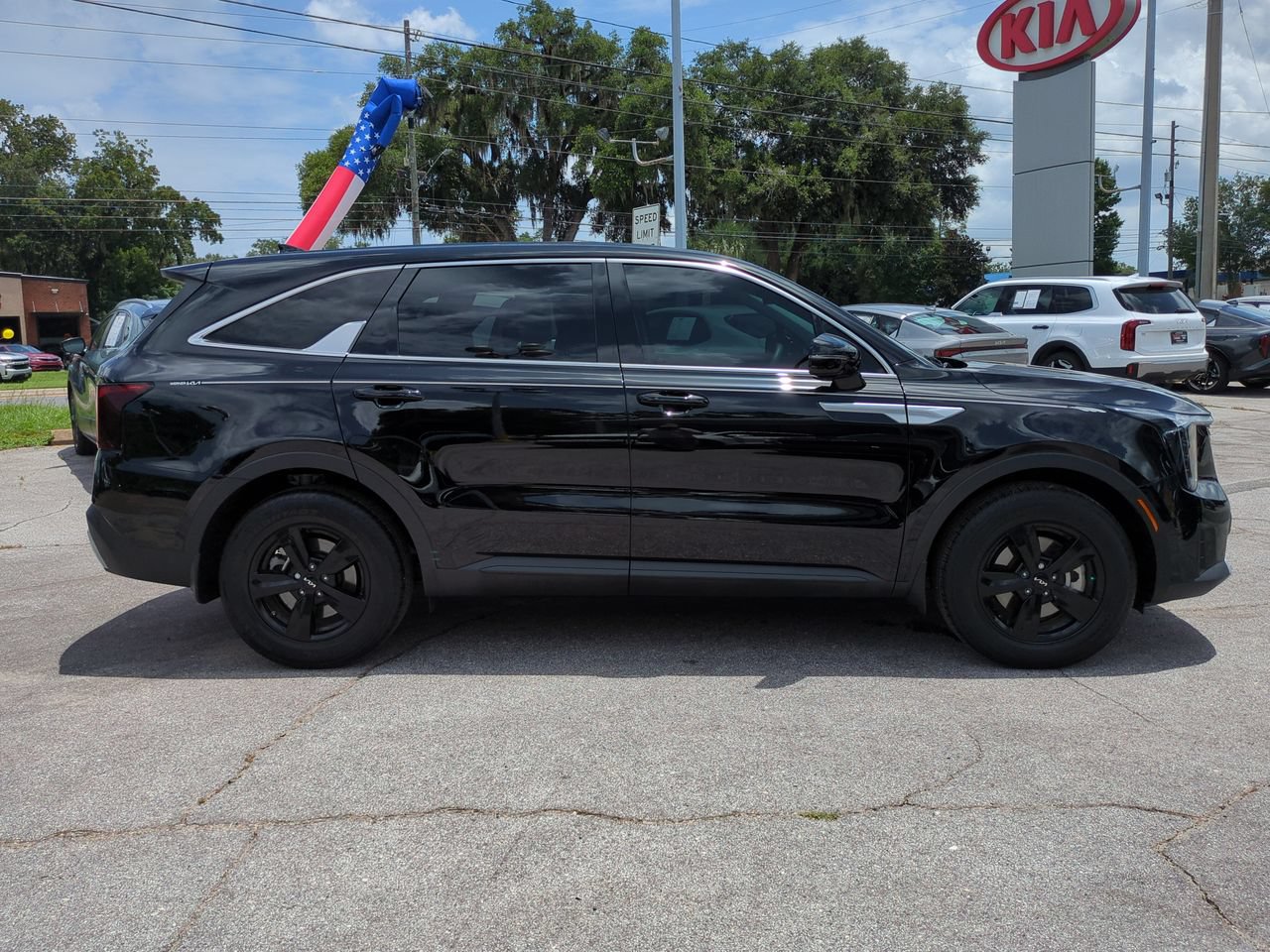 Certified 2026 Kia Sorento LX FWD image 4