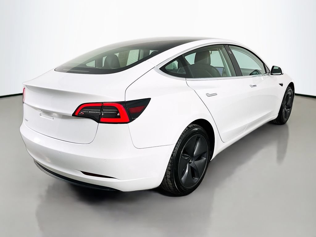 Used 2020 Tesla Model 3 Standard Range RWD image 7