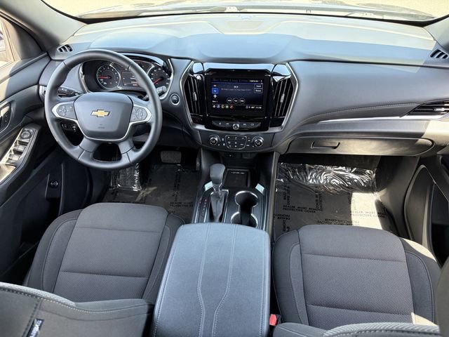 Used 2023 Chevrolet Traverse LT FWD image 16