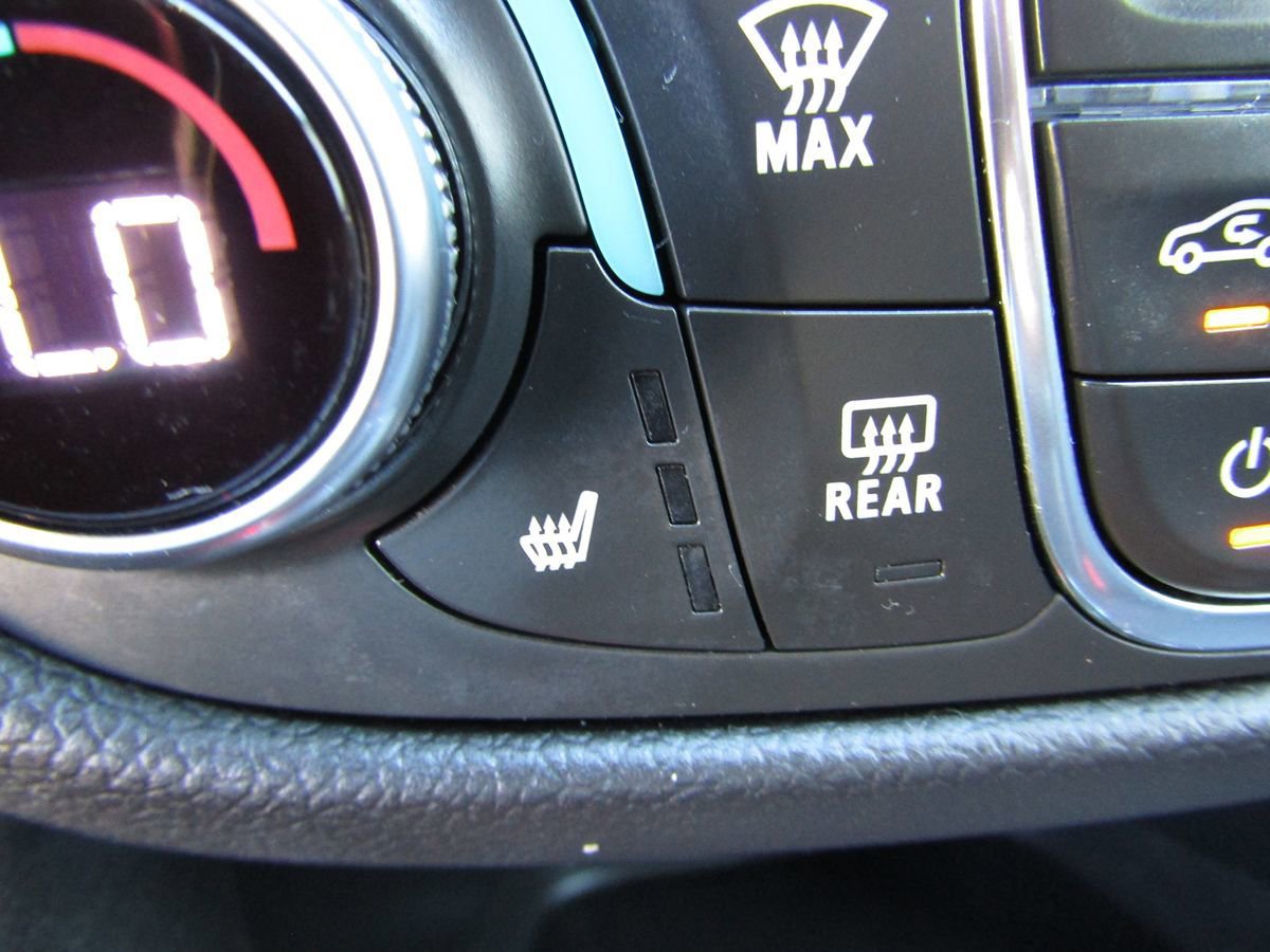 Used 2022 Chevrolet Equinox LT image 19