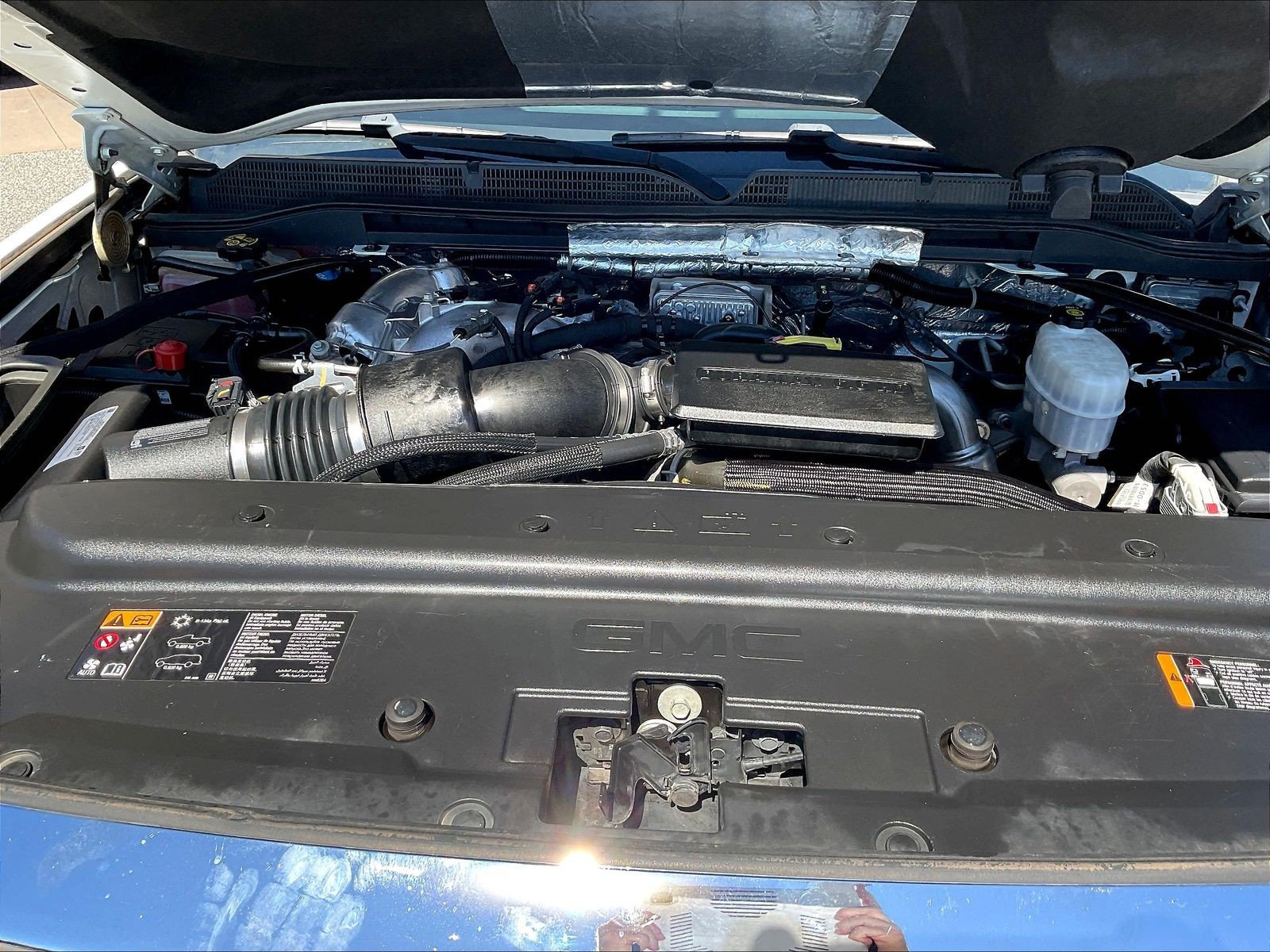 Used 2018 GMC Sierra 2500 Denali w/ Duramax Plus Package AWD/4WD image 33