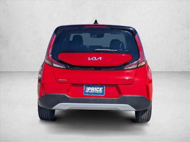 Used 2023 Kia Soul LX FWD image 7